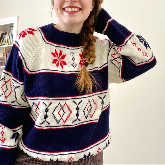 VINTAGE J.C. PENNEY Fair Isle Holiday Ski Sweater - Picture 13 of 13